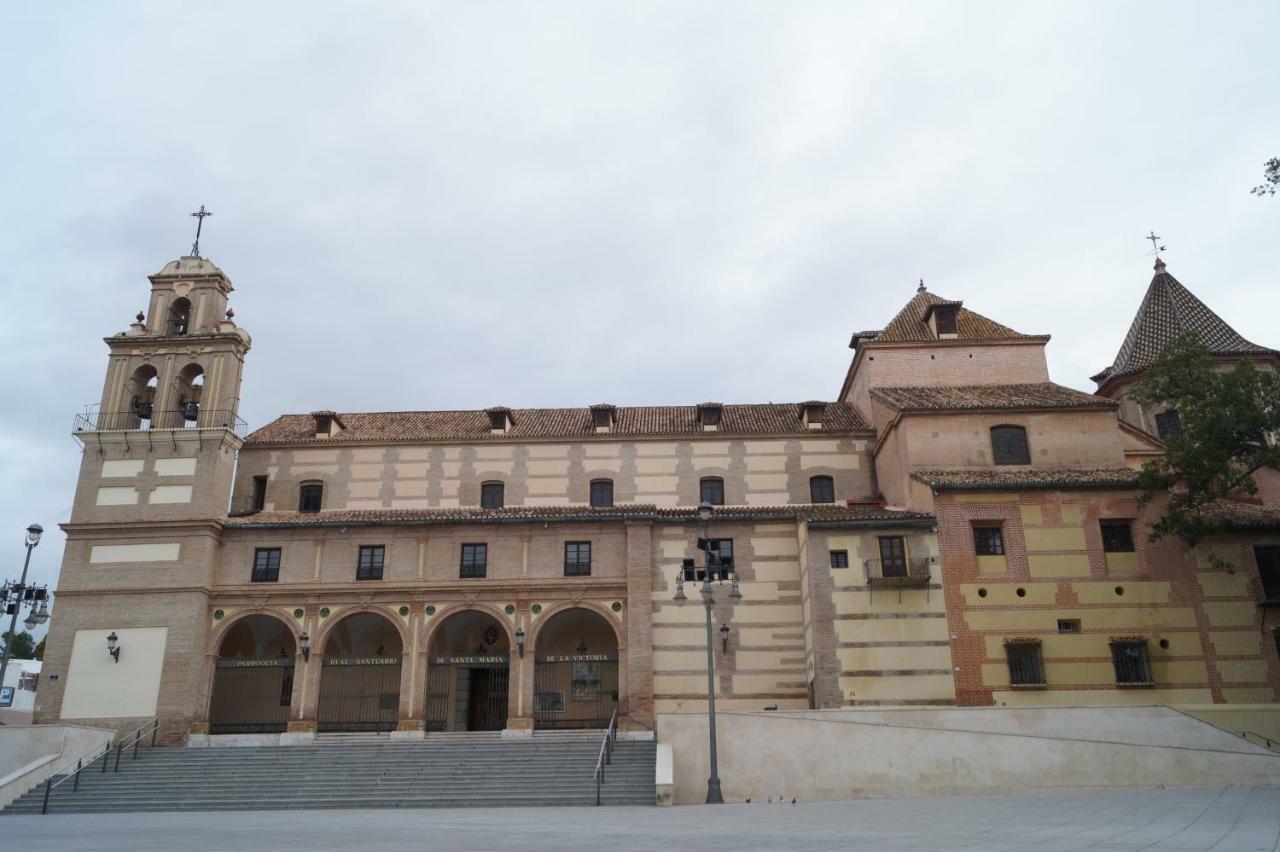 Apartamento Plaza Alfonso XII Малага Екстер'єр фото