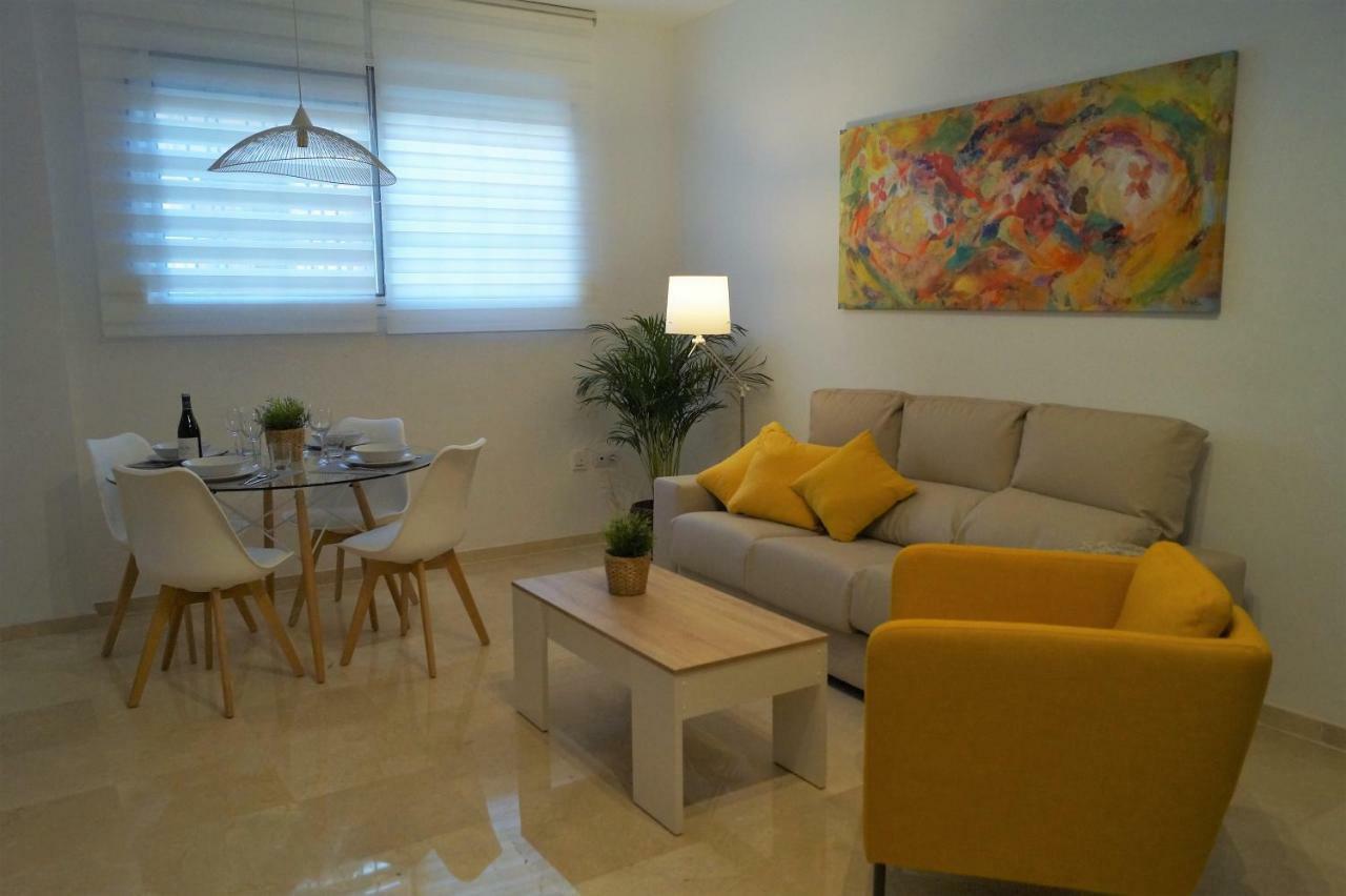 Apartamento Plaza Alfonso XII Малага Екстер'єр фото