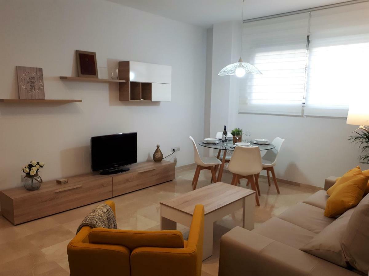 Apartamento Plaza Alfonso XII Малага Екстер'єр фото