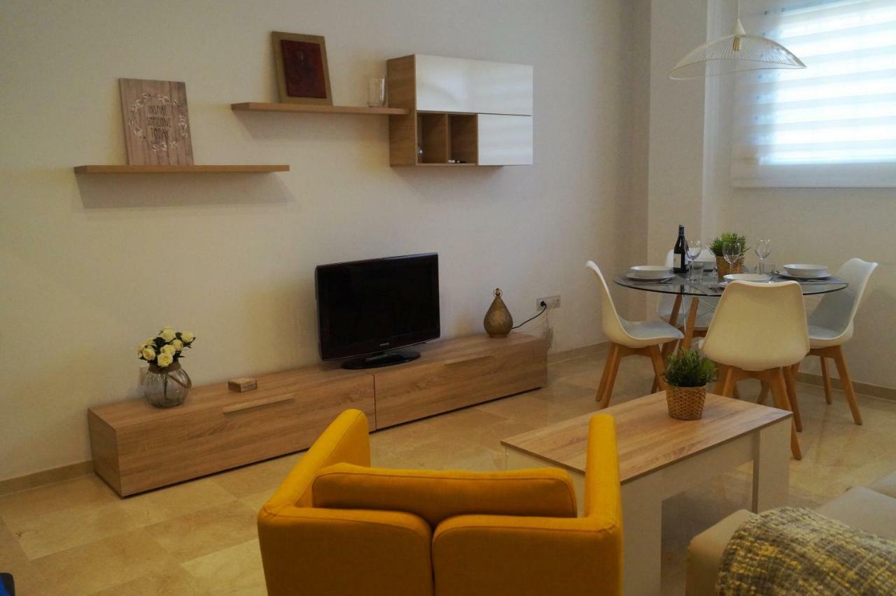 Apartamento Plaza Alfonso XII Малага Екстер'єр фото